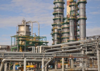 Срок пуска первой очереди нефтезавода в Дангаре вновь отложили