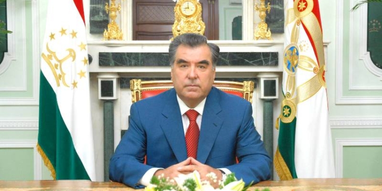 Эмомали Рахмон поздравил таджикистанцев с наступлением священного Рамазана
