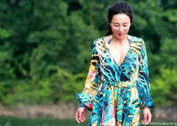50-летняя любительница спорта из Китая выглядит как юная девушка
