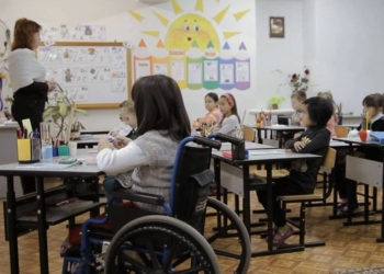 В одной из школ Б.Гафурова создан класс для инклюзивного обучения детей-инвалидов