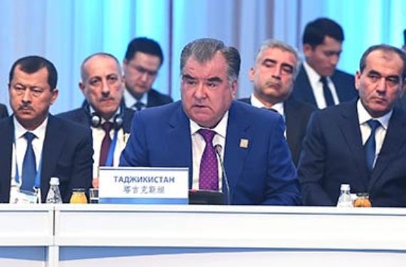 Эмомали Рахмон предложил поддержать инициативу Таджикистана о создании Антинаркотического центра ШОС