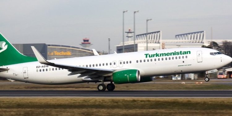 В Душанбе прилетит первый авиарейс из Ашхабада. Пока, пробный