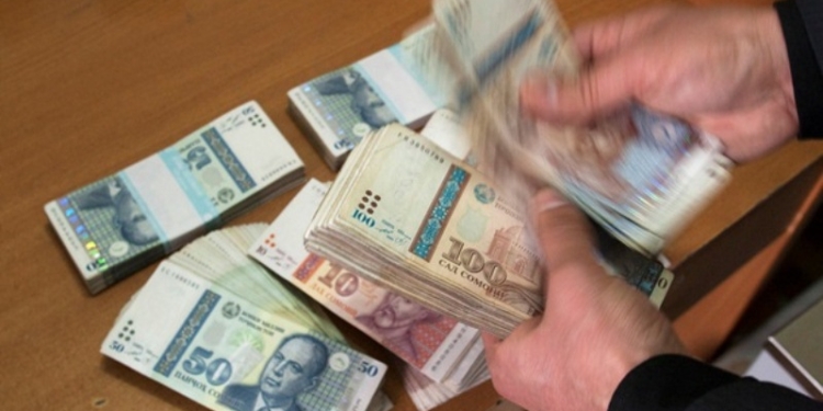 Зарплату спикерам обеих палат таджикского парламента будет устанавливать президент