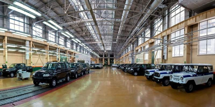 На юге Таджикистана наладят сборку российского автомобиля УАЗ
