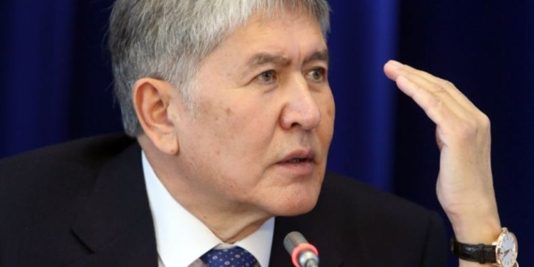 Атамбаев предложил России укрепить кыргызско-таджикскую границу