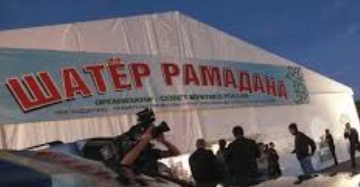 В «Шатре Рамадана» на «Поклонной горе» прошел «Вечер Таджикистана»