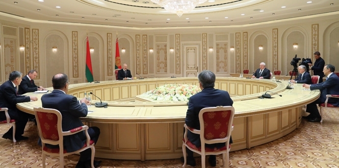 С.Аслов принял участие во встрече глав МИД ОДКБ с президентом Белоруссии