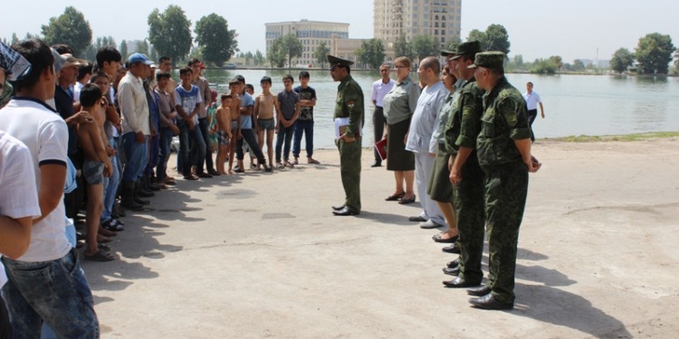 На Молодежном озере в Душанбе прошла акция «Безопасное лето на водоемах»