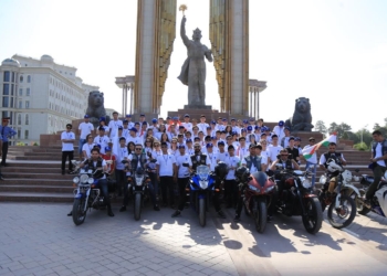 Молодёжь «Роҳи Ваҳдат» — за мир и единство