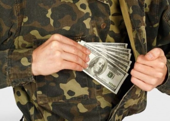 На юге Таджикистана сотрудник военкомата попался на «продаже» военного билета