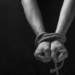 Четверо жителей Фахробода подозреваются в грабеже и насильственном удержании человека