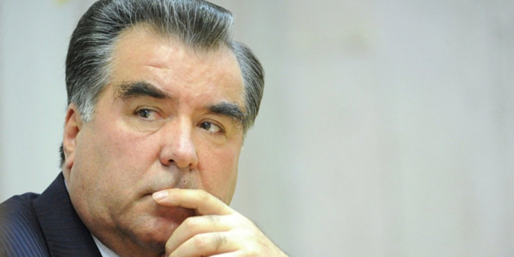 Президент освободил от занимаемых должностей председателей судов ряда регионов