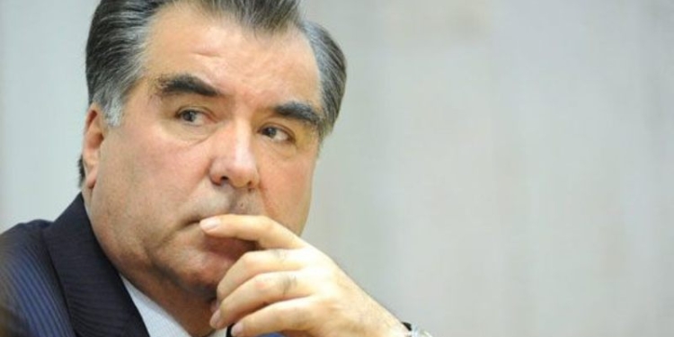 Президент подписал поправки в закон об обрядах