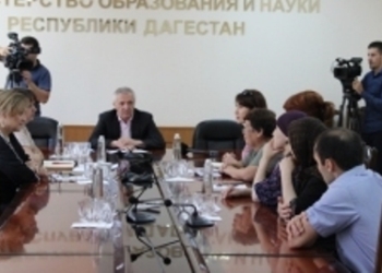 Дагестан отправит в Таджикистан шесть высококвалифицированных учителей