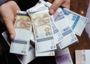Средняя зарплата госслужащих в Таджикистане равна $114