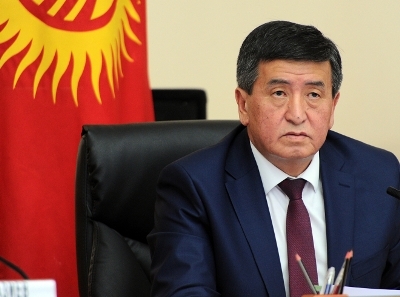 С. Жээнбеков побеждает на выборах президента Кыргызстана, набрав 54% голосов, — предварительные данные