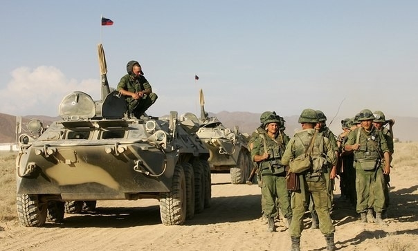 Более 500 российских военнослужащих подняты по учебной тревоге в Таджикистане