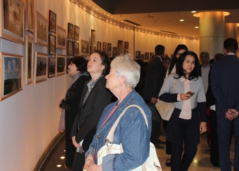 В Душанбе прошла выставка «Европа глазами таджикских фотографов»