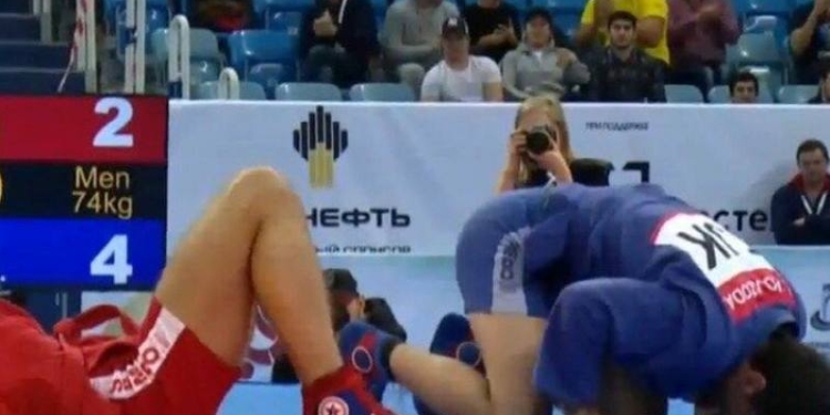 42 года спустя: Таджикский самбист завоевал «золото» чемпионата мира
