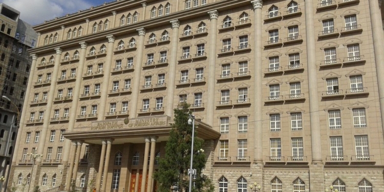 Постоянный представитель ООН в Таджикистане встретилась с молодыми дипломатами
