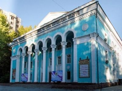 В Таджикистане отметят День Таджикского театра и 60-летие творчества народной актрисы Марьям Исоевой
