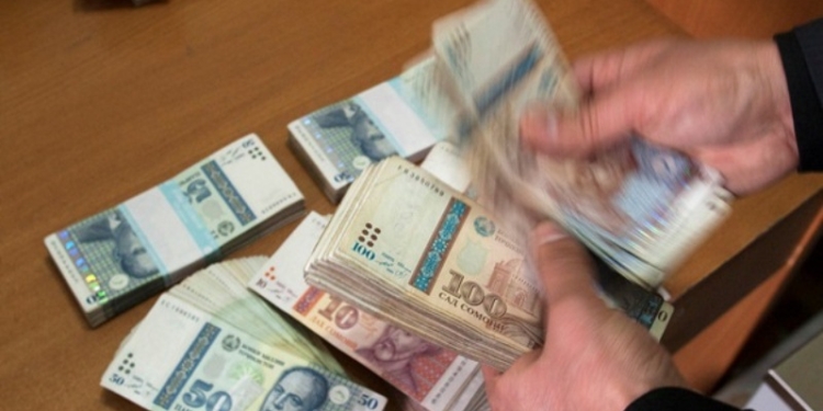 Сбережения кредитных организаций в Таджикистане снизились на 5%