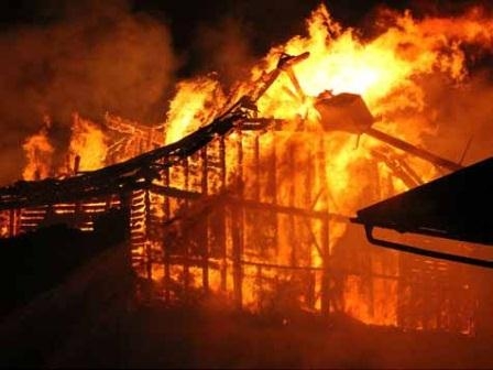 Жительница Файзабада подожгла дом своего бывшего мужа
