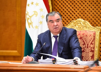 Президент снял с должностей двух судей за нарушения закона и назначил нового директора «Таджикстандарта»