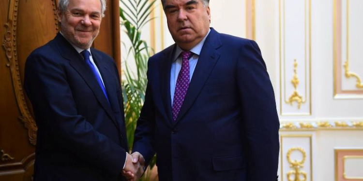 Глава итальянской компании обещал президенту, что первый агрегат Рогуна заработает 16 ноября