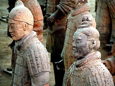 Китай направит специалистов для реставрации статуи терракотового воина в США