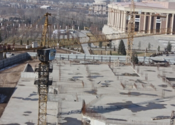 Строительство Национального театра Таджикистана временно приостановлено
