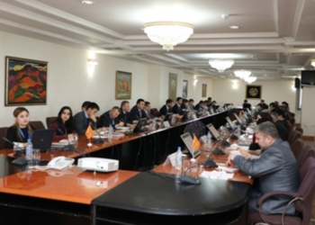 Сотрудников НБТ ознакомили с программой раскрытия лиц, включенных в санкционный список