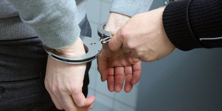 На севере Таджикистана «пассажиры» ограбили таксиста