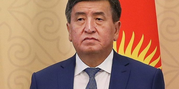 Президент Кыргызстана прибыл в Душанбе