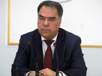 Раджаббой Ахмадзода утвержден на должности председателя Согдийской области