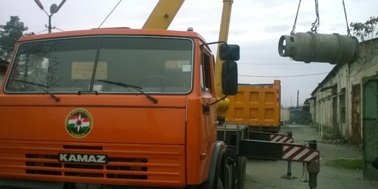 В Душанбе обнаружили бесхозные контейнеры с ядовитыми веществами