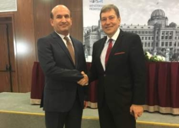 Посол Таджикистана встретился с министром промышленности и торговли Чехии