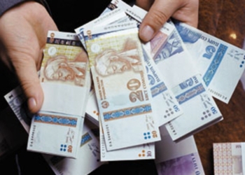 «Сомони» продолжает падать