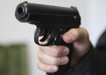 В Вахдате задержан воруженный мужчина
