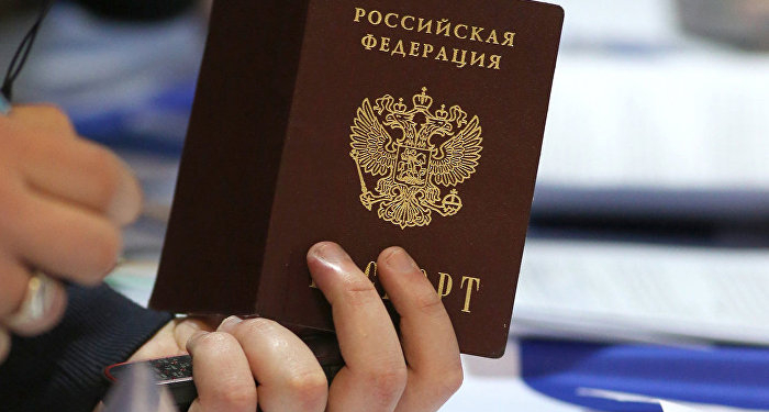 Российские паспорта в 2017 году получили свыше 29 тыс. приезжих из Таджикистана