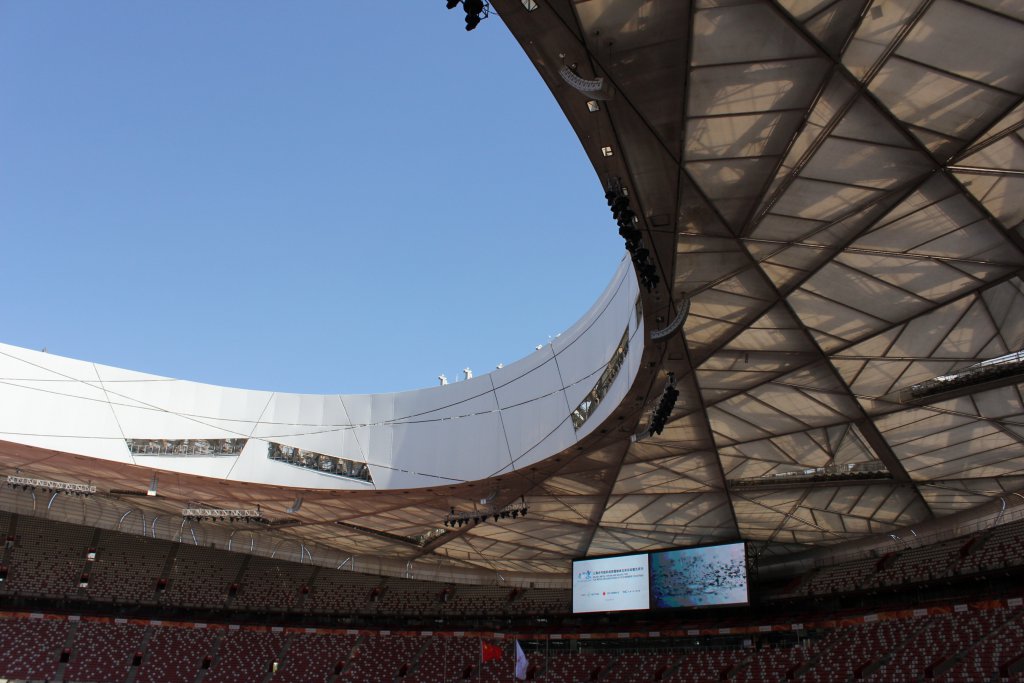 Стадион гнездо. Олимпийский стадион «Птичье гнездо». Пекинский национальный стадион Птичье гнездо. Олимпийский стадион "Птичье гнездо" в Пекине чертежи. Стадион Птичье гнездо внутри.
