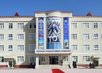 Эмомали Рахмон открыл в Дангаре новую современную школу