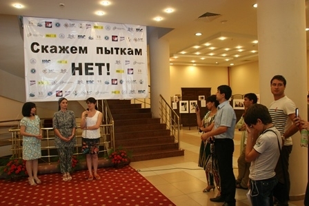 В Душанбе пройдет фотовыставка, посвященная жертвам пыток