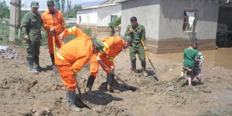 Стихия разрушила полностью 26 домов в Пянджском и Фархорском районах