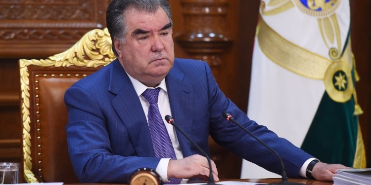 Президент поручил усилить меры безопасности после инцидента с иностранными туристами в Дангаре