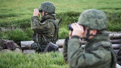 Российские мотострелки уничтожили условного противника на таджикской госгранице
