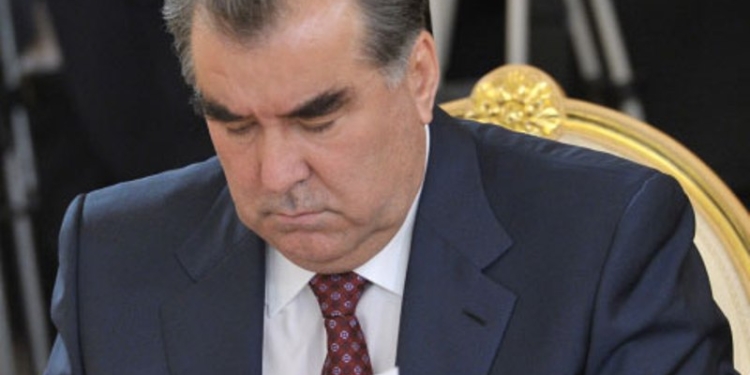 Президент подписал указ о проведении выборов народных заседателей военных судов