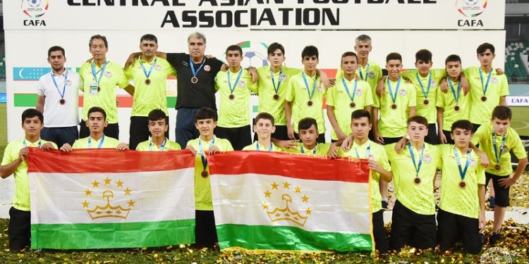 Юношеская сборная Таджикистана стала бронзовым призером чемпионата CAFA