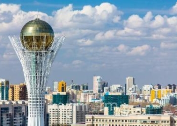 Эмомали Рахмон отбыл в Астану