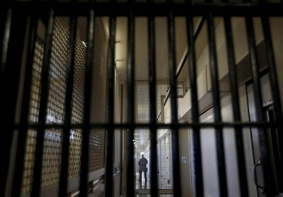 В Узбекистане взят под стражу милиционер, издевавшийся над женщиной прямо в отделении
